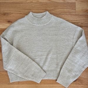 H&M Beige Cropped/Oversized Knit Sweater Size S
